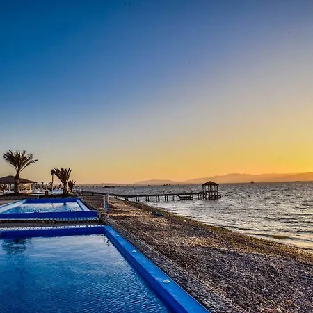 Casa De Playa: Disfruta De Grandes Momentos Y Del Sol Todo El Ano En Paracas Exterior photo