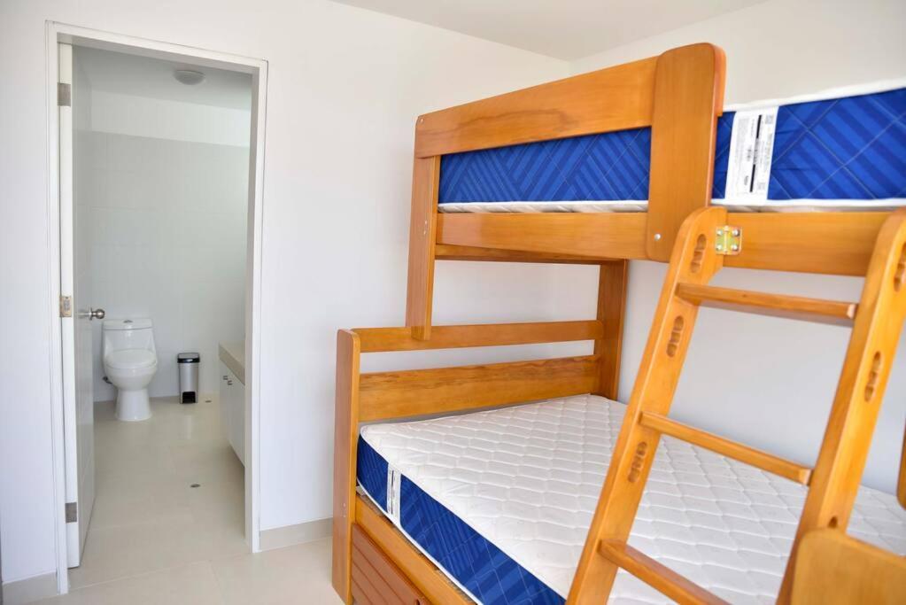 Casa De Playa: Disfruta De Grandes Momentos Y Del Sol Todo El Ano En
